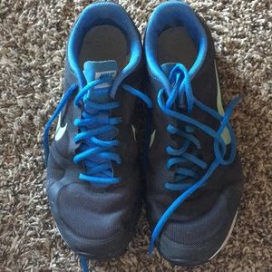 Nike Dual Fusion TR Sneakers